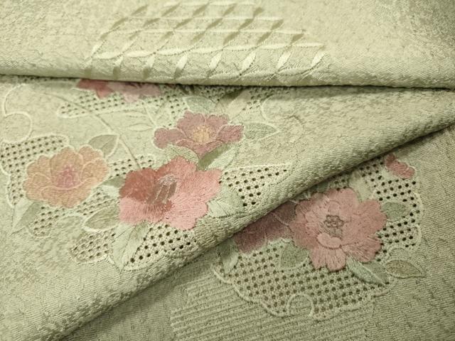 平和屋着物▼中国三大刺繍　スワトウ刺繍　汕頭刺繍　総刺繍　訪問着　雪輪花文　暈し染　正絹　逸品　DABI7312fe