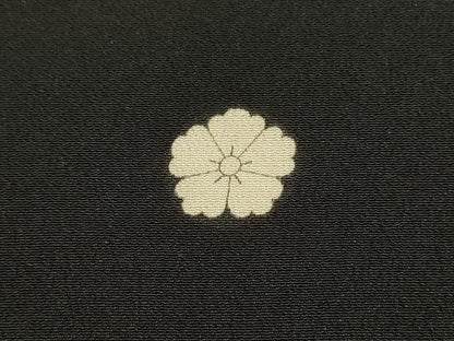 平和屋着物▼豪華黒留袖　刺繍　花唐草文　暈し染　金銀糸　正絹　逸品　DABI7368fe