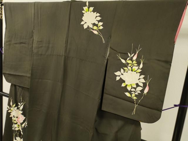 平和屋着物▼訪問着　手描き　草花　黒地　金彩　正絹　逸品　DABI7386fe