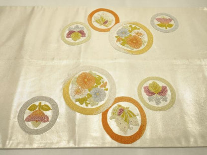 平和屋着物▼中国三大刺繍　相良刺繍　総刺繍　太鼓柄袋帯　舞蝶花丸文　銀糸　正絹　逸品　DABI7601fe