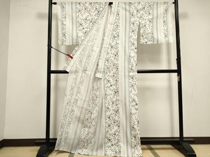 平和屋着物∴夏物　綿絽　浴衣　枝桜間道　綿　逸品　DABI8615cd