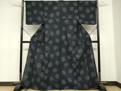 平和屋着物∴夏物　浴衣　注染　舞花文　黒地　日本製　綿　逸品　DABI8657cd