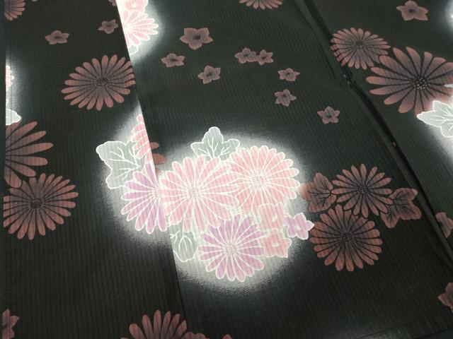 平和屋着物∴夏物　浴衣　舞花文　黒地　綿　逸品　DABI8684cd