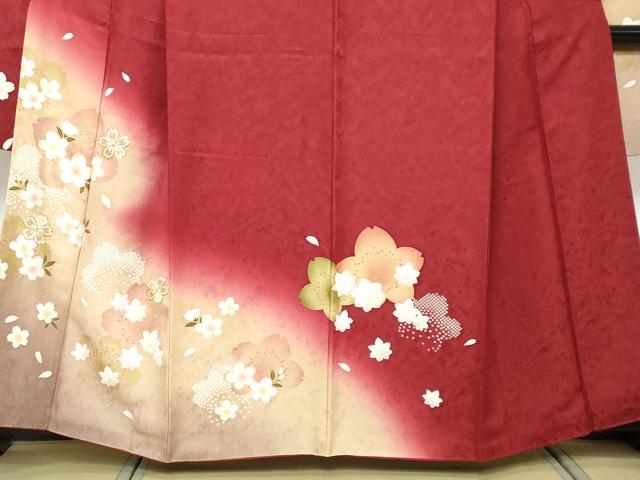 平和屋着物●豪華振袖　駒刺繍　舞桜文　暈し染め　金彩　正絹　逸品　DABI9009ud