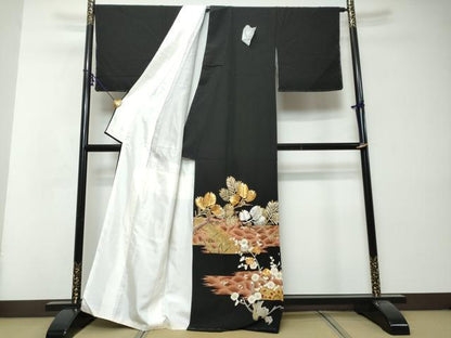 平和屋着物●豪華黒留袖　作家物　駒刺繍　流水草花文　金彩　正絹　逸品　DABI9016ud