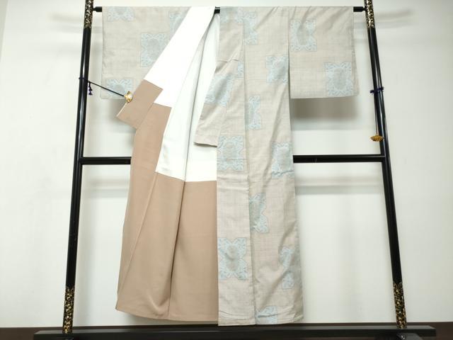 平和屋着物●本場大島紬　白大島　7マルキ　幾何学花文　正絹　逸品　DABI9029ud