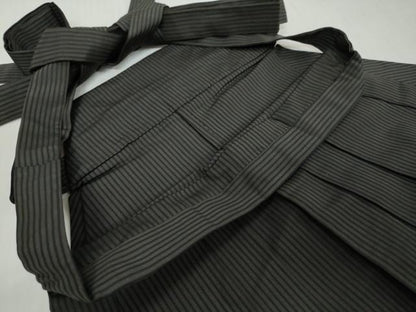平和屋着物●男性　馬乗り袴　縞　正絹　逸品　DABI9072ud