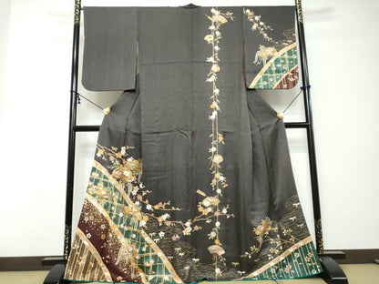 平和屋着物●訪問着　駒刺繍　扇面花蝶文　金彩　正絹　逸品　DABI9092ud