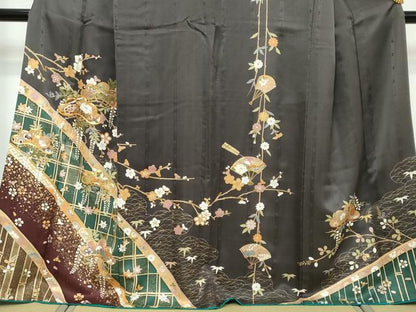 平和屋着物●訪問着　駒刺繍　扇面花蝶文　金彩　正絹　逸品　DABI9092ud