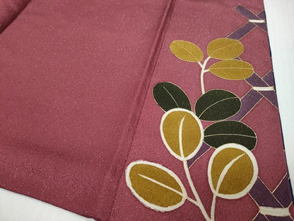 平和屋着物●豪華振袖　駒刺繍　雪輪花蝶文　金彩　銀通し地　正絹　逸品　DABI9099ud