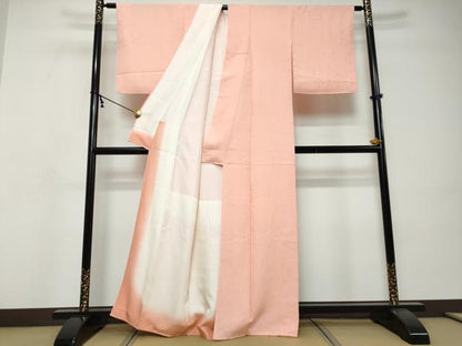 平和屋着物●上質な色無地　舞花地紋　珊瑚色　正絹　逸品　DABI9131ud