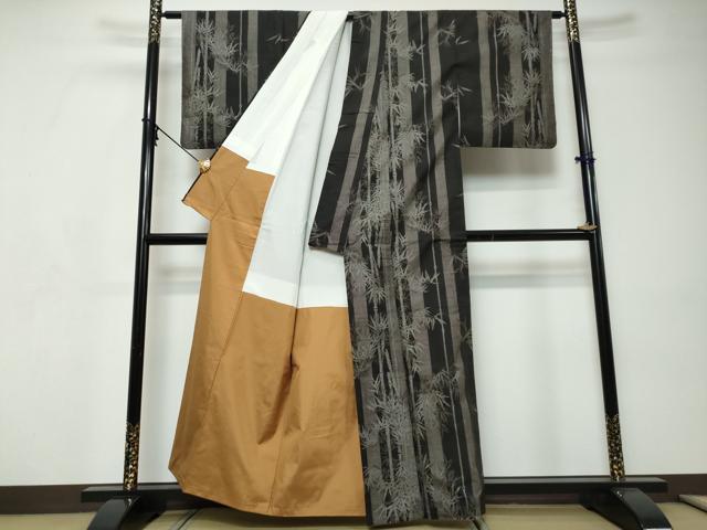 平和屋着物●都喜ヱ門　本場大島紬　9マルキ　笹竹文　藤絹織物謹製　正絹　逸品　DABI9144ud