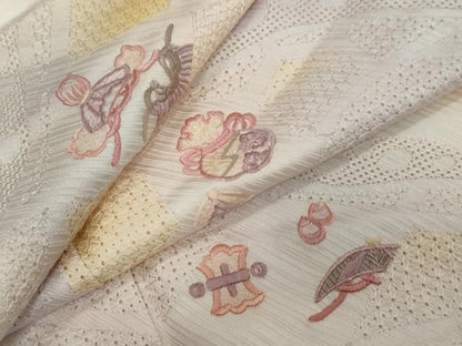 平和屋着物●中国三大刺繍　スワトウ刺繍　汕頭刺繍　総刺繍　訪問着　宝尽くし文　暈し染め　正絹　逸品　DABI9158ud