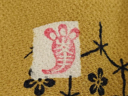 平和屋着物●六代目丁字屋　小紋　形峯　斉藤房男　亀甲花文　近鉄百貨店扱い　反端付き　正絹　逸品　DABI9175ud