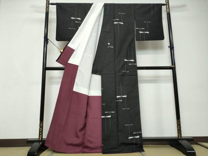 平和屋着物●上質な紬　竹とんぼ　黒地　正絹　逸品　DABI9182ud