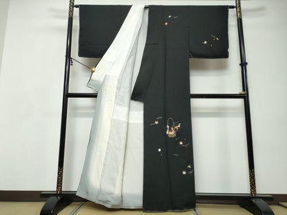 平和屋着物●訪問着　総刺繍　花籠文　黒地　金糸　正絹　逸品　未使用　DABI9183ud