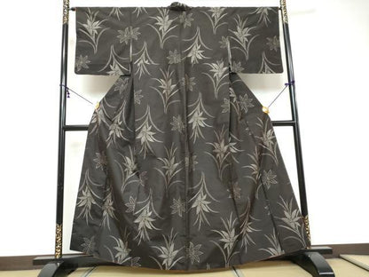 平和屋着物●本場大島紬　地空き　草花文　正絹　逸品　DABI9228ud