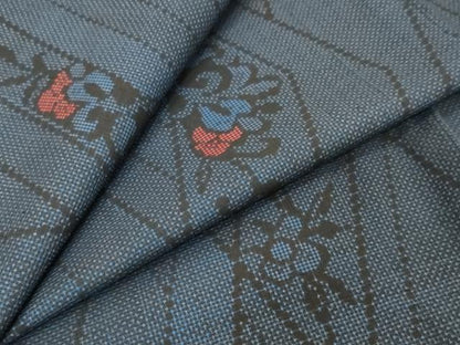 平和屋着物●本場大島紬　7マルキ　花菱文　正絹　逸品　DABI9232ud