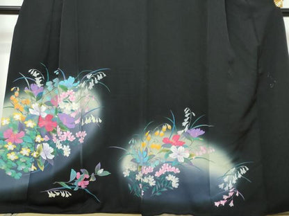 平和屋着物●豪華黒留袖　作家物　草花文　暈し染め　正絹　逸品　DABI9243ud