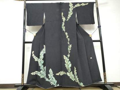 平和屋着物●訪問着　作家物　枝葉文　黒地　金彩　鬼しぼ縮緬　正絹　逸品　DABI9253ud