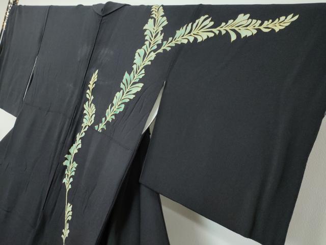 平和屋着物●訪問着　作家物　枝葉文　黒地　金彩　鬼しぼ縮緬　正絹　逸品　DABI9253ud
