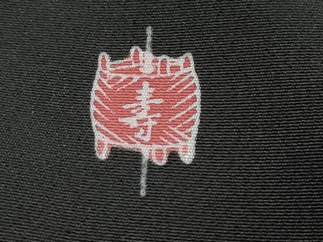 平和屋着物●豪華黒留袖　作家物　飛鶴風景花文　金彩　正絹　逸品　DABI9274ud