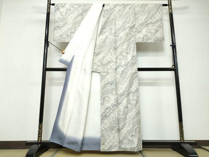 平和屋着物●本場大島紬　白大島　9マルキ　道長花鳥文　正絹　逸品　未使用　DABI9284ud