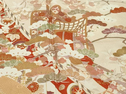 平和屋着物●訪問着　御所車草花文　金彩　ますいわ屋扱い　正絹　逸品　DABI9289ud