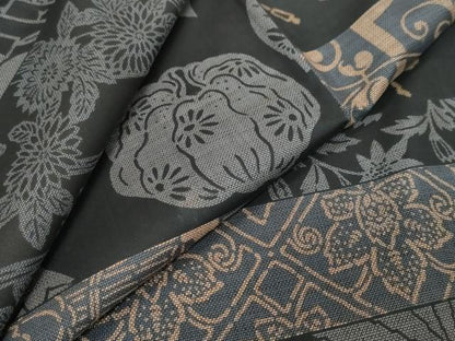 平和屋着物●本場染大島紬　横段草花文　さが美扱い　正絹　逸品　DABI9307ud