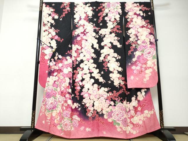 平和屋着物●豪華振袖・長襦袢セット（袷）駒刺繍 草花文 暈し染め 黒地 銀通し地 京都きもの友禅扱い 半衿刺繍 正絹 逸品 DABI9352ud