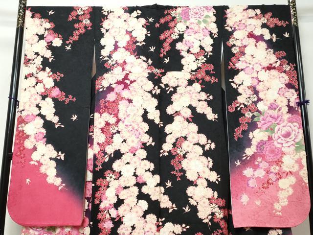 平和屋着物●豪華振袖・長襦袢セット（袷）駒刺繍 草花文 暈し染め 黒地 銀通し地 京都きもの友禅扱い 半衿刺繍 正絹 逸品 DABI9352ud