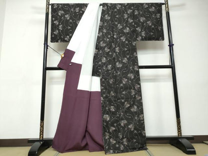 平和屋着物●本場大島紬　7マルキ　舞蝶文　正絹　逸品　DABI9400ud
