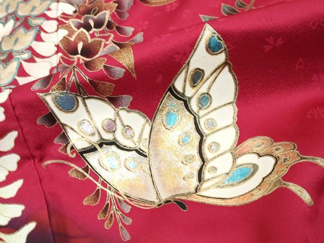 平和屋着物●豪華振袖　花蝶文　暈し染め　金彩　正絹　逸品　DABI9413ud