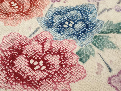 平和屋着物●名門　藤娘きぬたや・総絞り　振袖　枝花文　正絹　逸品　DABI9432ud