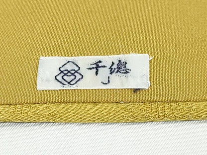 平和屋着物●創業460年・千總　色無地　抽象地紋　芥子色　さが美扱い　正絹　逸品　DABI9501ud
