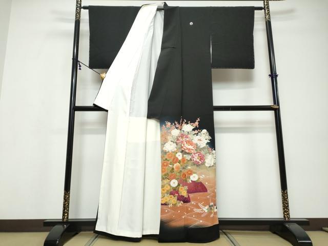 平和屋着物●京友禅の第一人者　松井青々　黒留袖　駒刺繍　草花文　暈し染め　金彩　正絹　逸品　DABI9541ud