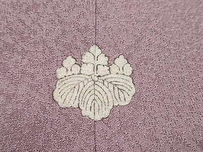 平和屋着物●上質な色無地　霞地紋　薄葡萄色　正絹　逸品　DABI9577ud