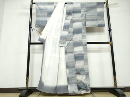 平和屋着物●上質な紬　霞文　正絹　逸品　DABI9636ud
