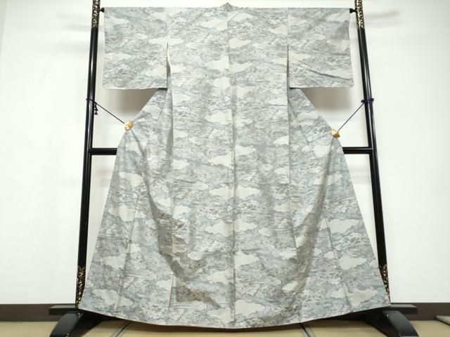 平和屋着物●本場大島紬　白大島　7マルキ　雲取り風景文　正絹　逸品　未使用　DABI9725ud