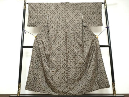 平和屋着物●本場大島紬　龍郷絣　菱文　正絹　逸品　DABI9790ud
