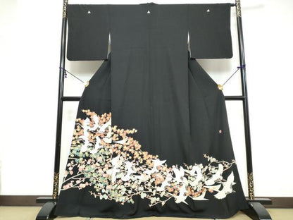平和屋着物●本加賀友禅作家　鶴見保次　黒留袖　飛鶴草花文　正絹　逸品　DABI9832ud