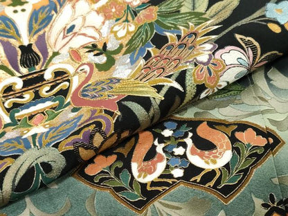 平和屋着物●豪華黒留袖　作家物　駒刺繍　花鳥文　暈し染め　金彩　正絹　逸品　DABI9836ud