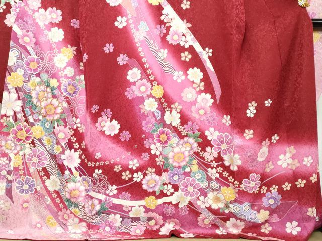 平和屋着物●豪華振袖　駒刺繍　熨斗吉祥草花文　暈し染め　金通し地　正絹　逸品　DABI9873ud