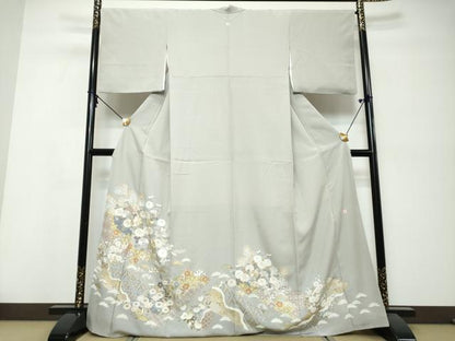 平和屋着物●豪華色留袖　作家物　駒刺繍　吉祥草花文　金彩　正絹　逸品　DABI9907ud