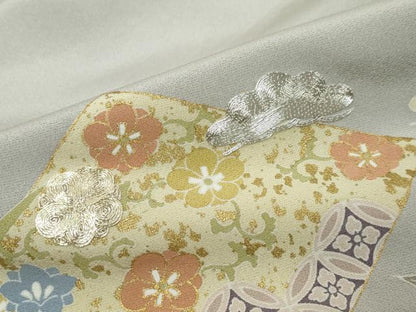 平和屋着物●豪華色留袖　作家物　駒刺繍　吉祥草花文　金彩　正絹　逸品　DABI9907ud