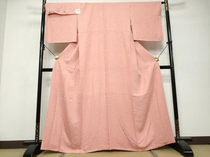 平和屋着物●上質な色無地　堅牢染　草花地紋　薄紅色　反端付き　正絹　逸品　未使用　DABI9916ud
