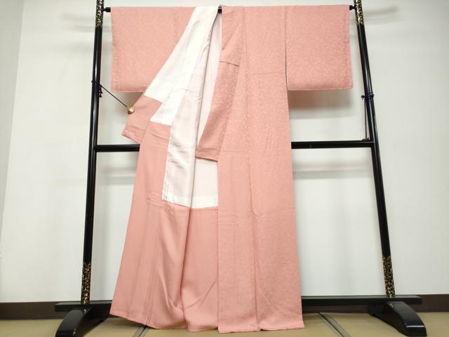平和屋着物●上質な色無地　堅牢染　草花地紋　薄紅色　反端付き　正絹　逸品　未使用　DABI9916ud