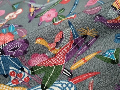 平和屋着物●上質な小紋　紅型　流水花鳥文　鬼しぼ縮緬　正絹　逸品　未使用　DABI9928ud