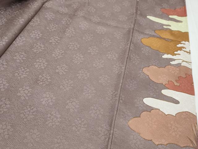 平和屋着物●皇室献上作家　藤井寛　訪問着　駒刺繍　雲取り草花文　金彩　正絹　逸品　DABI9959ud