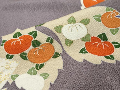 平和屋着物●豪華振袖　駒刺繍　草花文　金彩　鬼しぼ縮緬　正絹　逸品　DABI9960ud